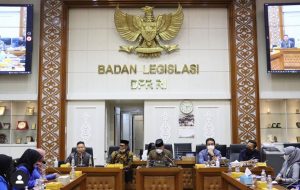 Terima Audiensi Kopri PB PMII, Heri Gunawan: Fraksi Gerindra Terus Berjuang! 6 hergun