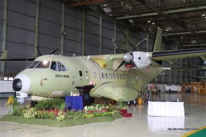 Menhan Prabowo Dukung Dirgantara Indonesia Pasarkan Pesawat CN-235 ke Luar Negeri 6 prabowoDI4