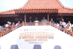 Gelar Pesta Rakyat HUT ke-15 , Desmond J Mahesa: 2024 Gerindra Siap Kembali Menjadi Pemenang di Banten 6 WhatsApp Image 2023 02 20 at 08.28.43